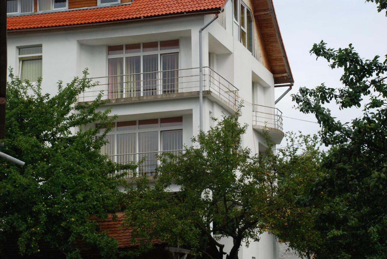 Pension Cote D'Amour โมเอเชอ เด จอส ภายนอก รูปภาพ