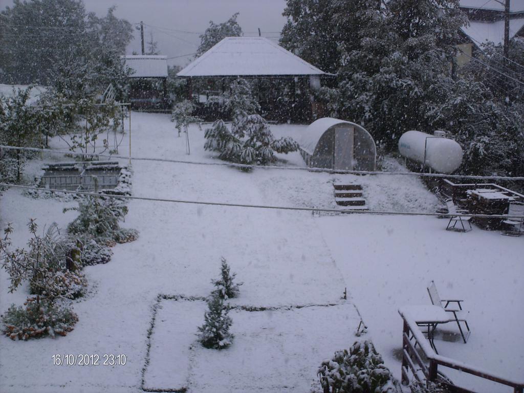 Pension Cote D'Amour โมเอเชอ เด จอส ภายนอก รูปภาพ