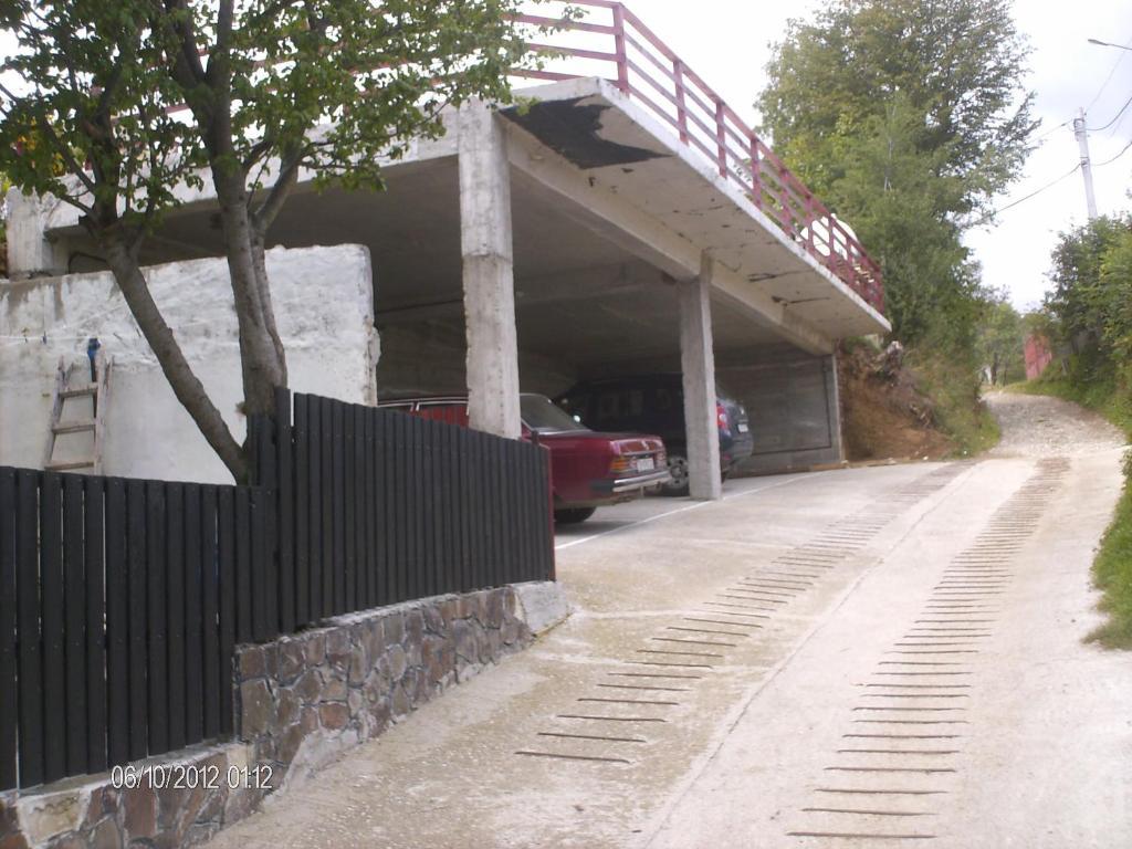 Pension Cote D'Amour โมเอเชอ เด จอส ภายนอก รูปภาพ
